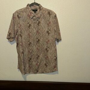 Large Alfani button up. Maroonish pattern